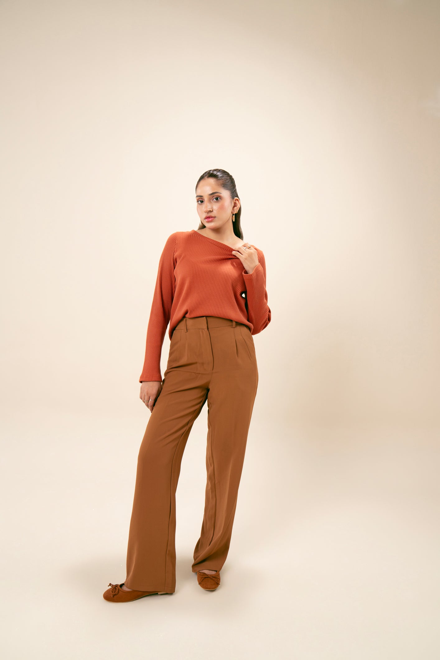 Rust Orange Two-Toned Drop Needle Cropped Crew Neck Sweater