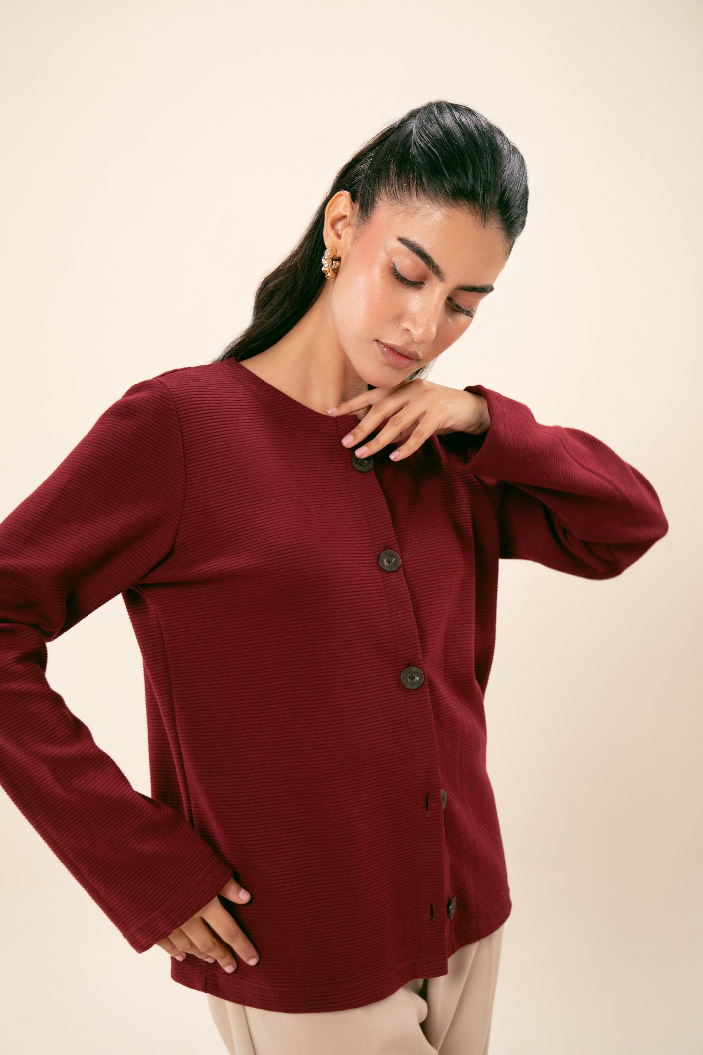 Red Drop Needle Round-Neck Sweater